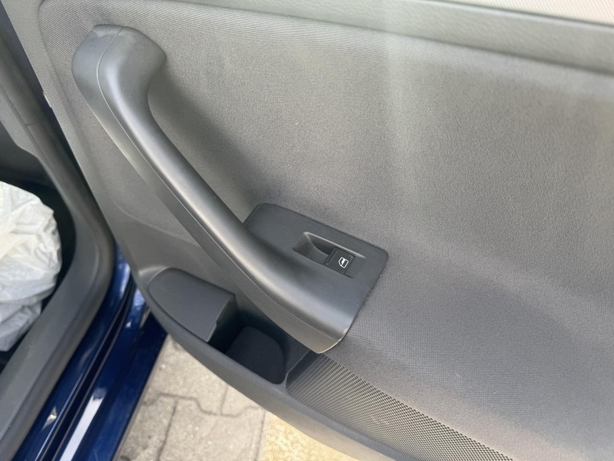 VW Jetta 1K2 original T&uuml;r hinten rechts LD5Q Shadow Blue Rohbau Bj.2009
